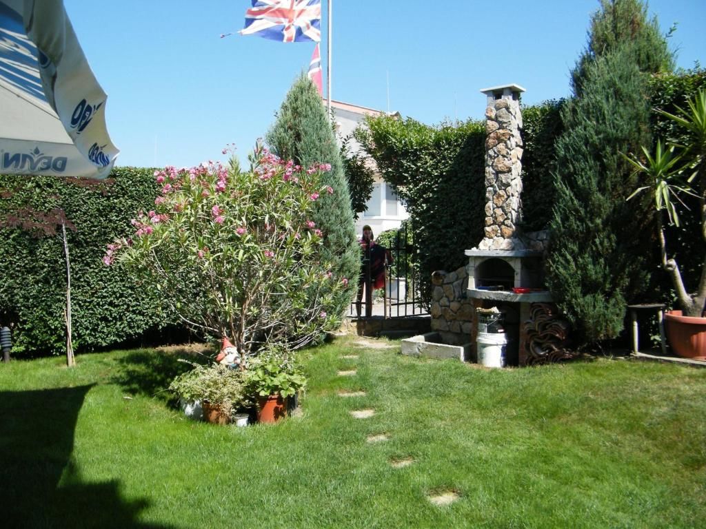 Гостевой дом Villa Izgrev Apartments Созополь